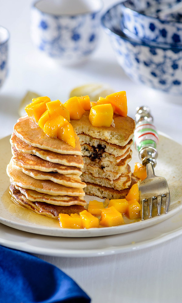 Fluffy pancake for breakfast, an easy delicious homemade fluffy pancake recipe made with simple ingredients. Almost fail proof recipe of pancakes that gives perfect stack of pancakes if you follow the exact proportions of ingredients.
