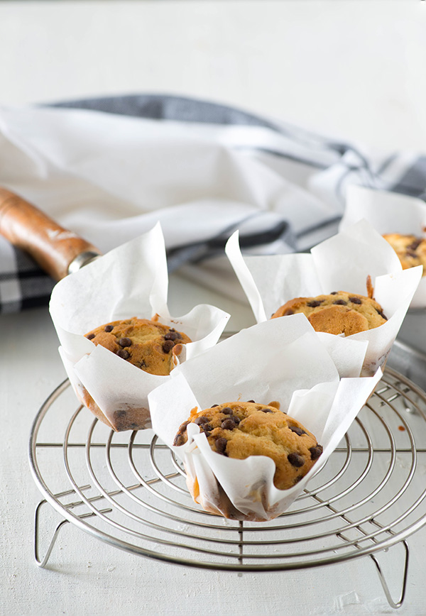 Easy choco chip muffin recipe, bakery-style muffins with lots chocolate chips. Almost fail proof choco chip muffin recipe, perfect for serving at teatime or coffee,
