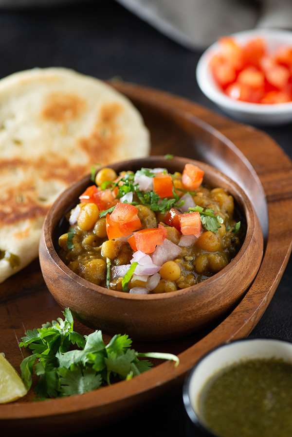 Matar Kulcha Recipe - Delhi Chaat - My Tasty Curry
