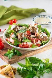 Falafel salad