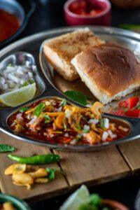 misal pav recipe