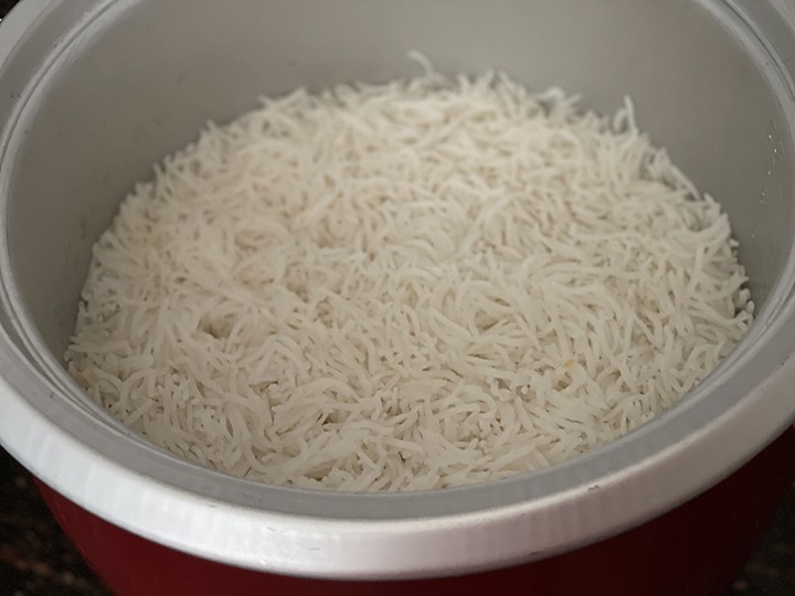 Lemon rice in rice cooker step 5