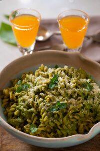 spinach pesto pasta