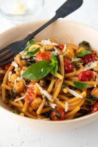 Meghan Markles one pot pasta served in a bowl