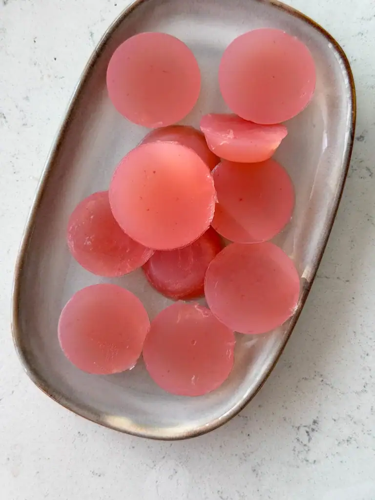 Chilled gelatin cubes from the Jillian Michaels gelatin recipe ready to eat before meals. Gelatin recipe for weightloss