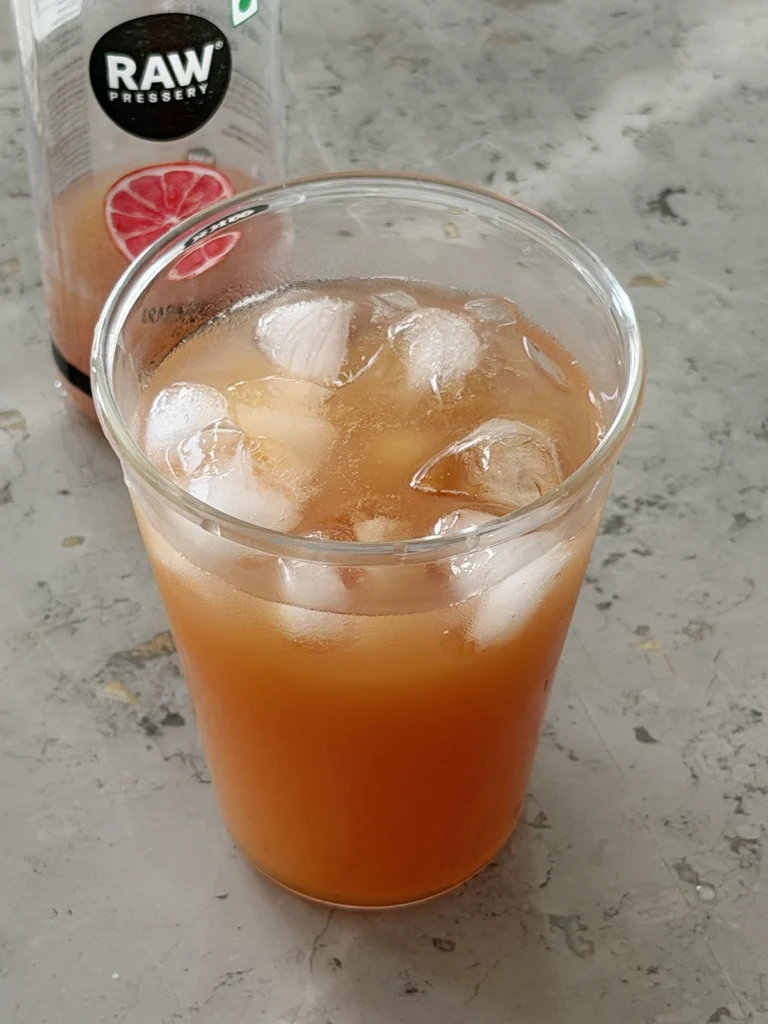 Dr. Oz weight loss drink with grapefruit juice, apple cider vinegar and honey in a glass